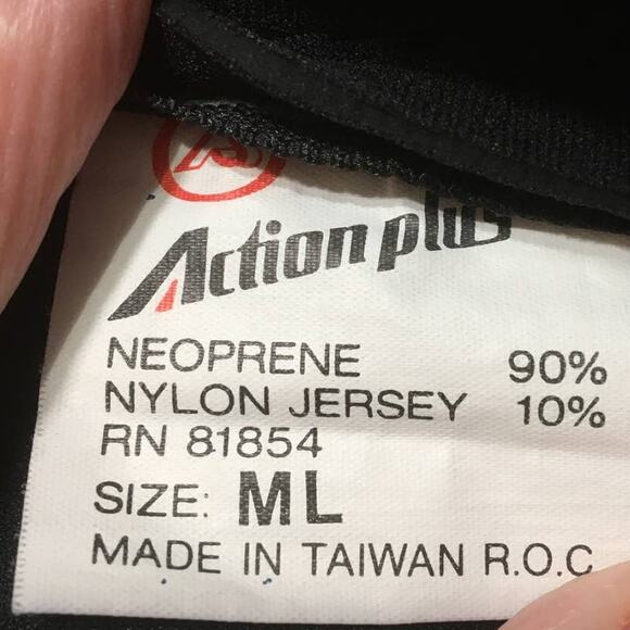 Action Plus Neoprene Nylon Jersey Short Wetsuit ML Scuba Surfing - Picture 4 of 5